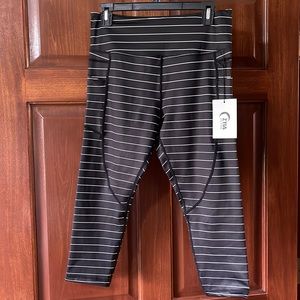 ZYIA light n’ tight 20” leggings